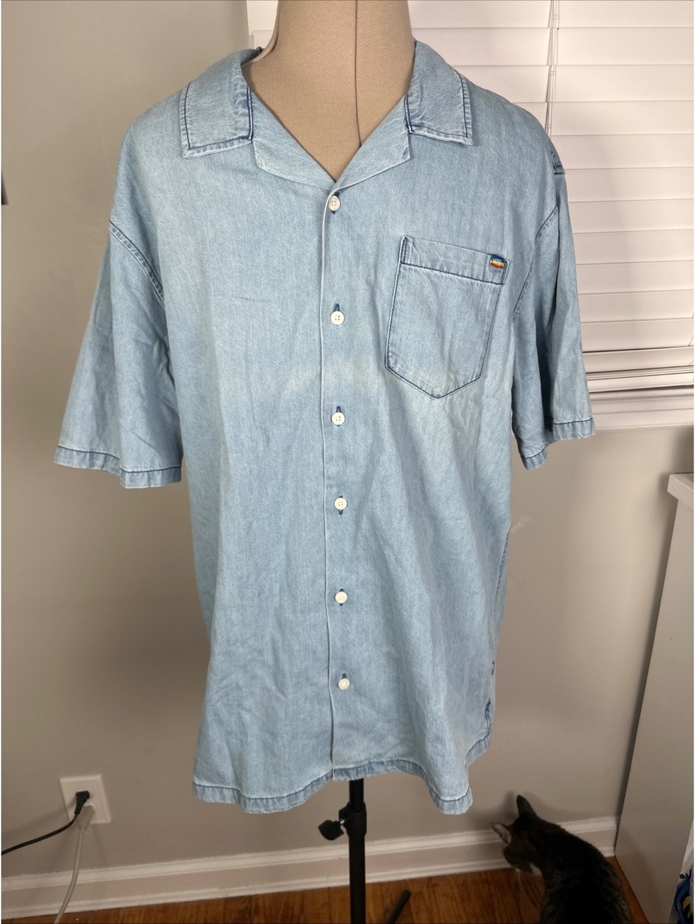 Vans Men’s XXL Denim Collar Shirt Rainbow Embroidered Cotton
